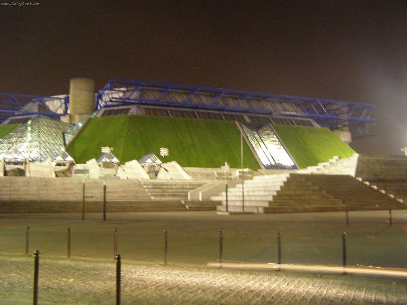 Foto: stadion v Bercy
