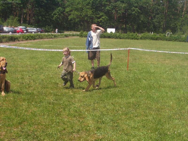 Foto: Poprv� spolu na v�stav�-Eli�ka a Blair Iseb