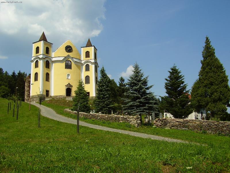 Foto: kostel v Neratov�