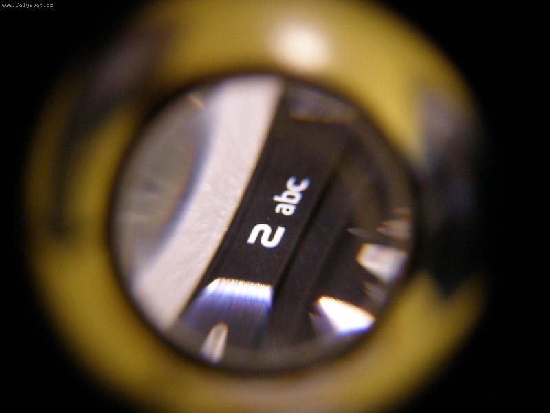 Foto: 2 abc-makro tla��tka