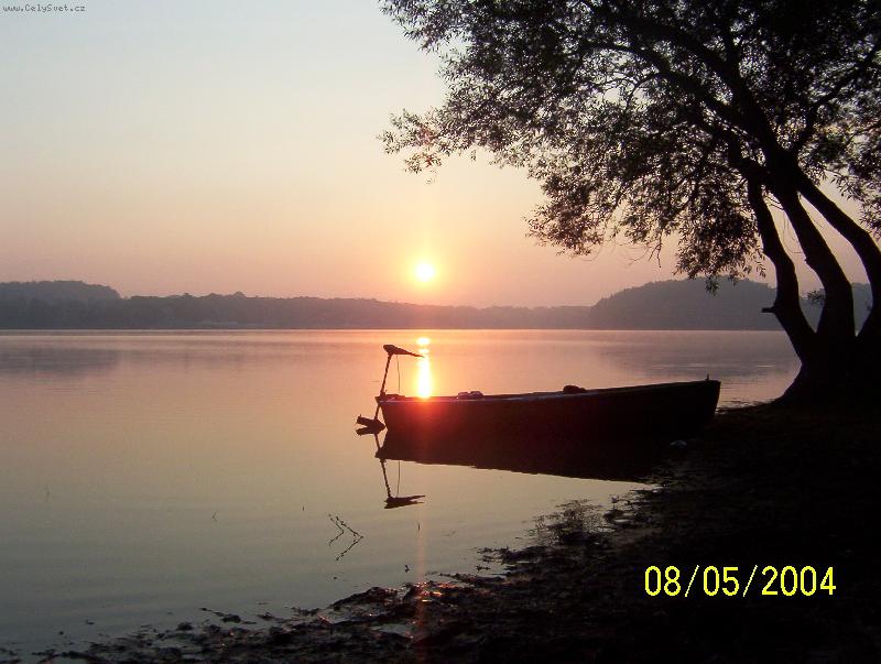 Foto: ve�er u vody