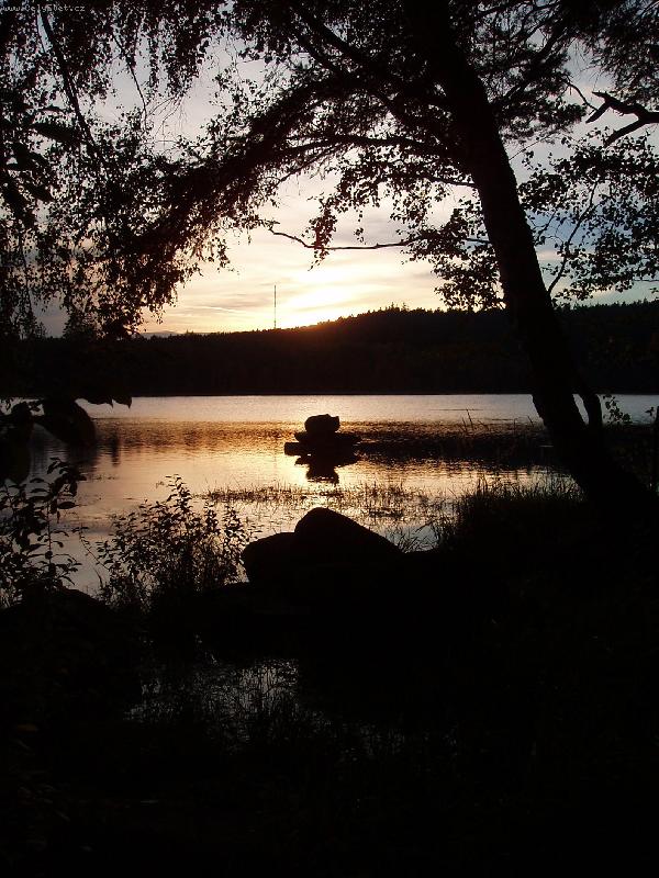 Foto: Z�pad nad rybn�kem