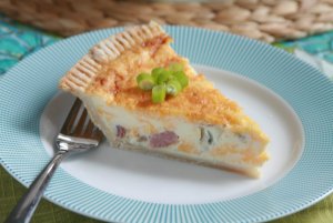 Recept online: Francouzsk� slan� kol��: Slan� kol�� napln�n� sm�s� vajec, slaniny a smetany 